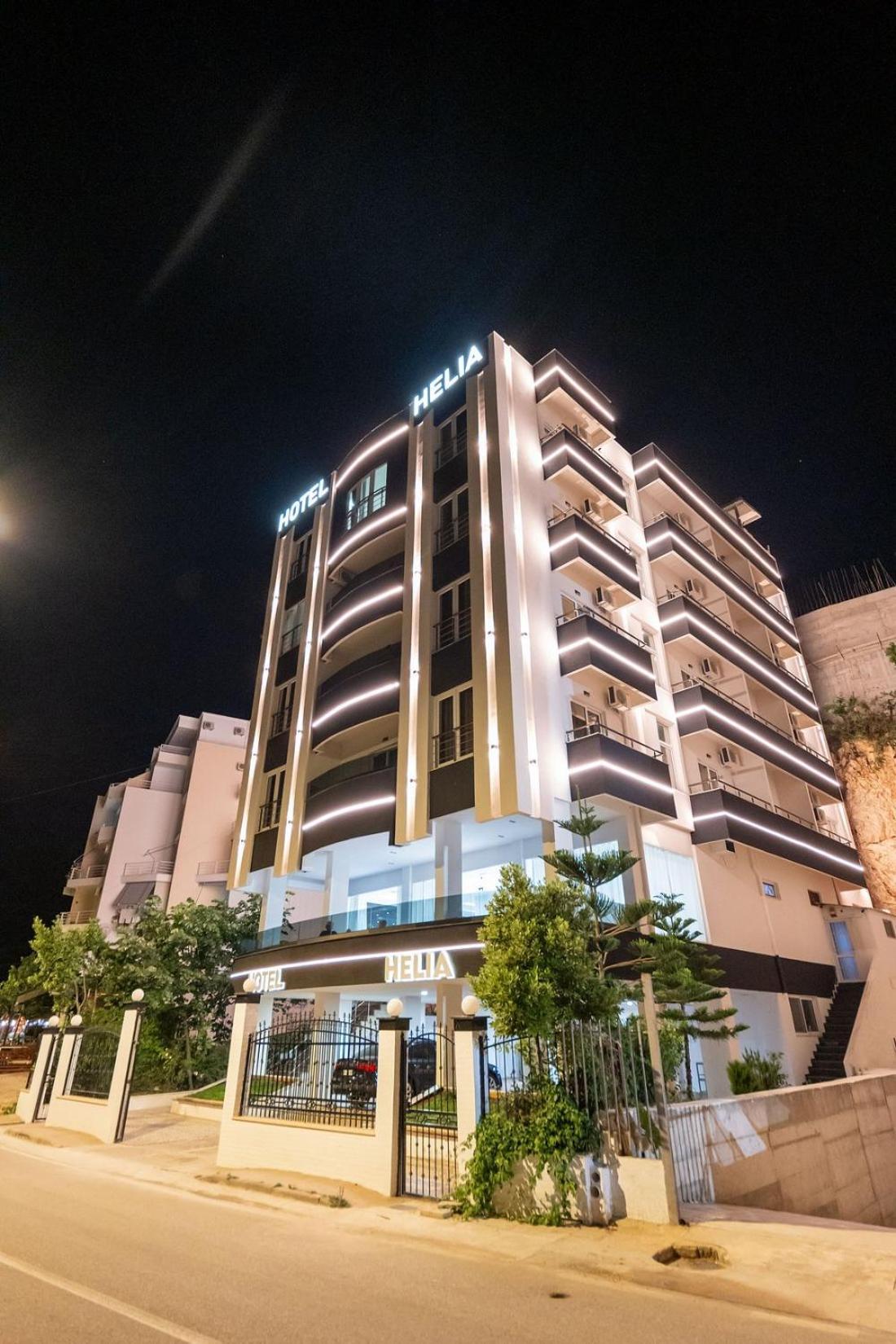 Helia Seaside Hotel Sarandë エクステリア 写真