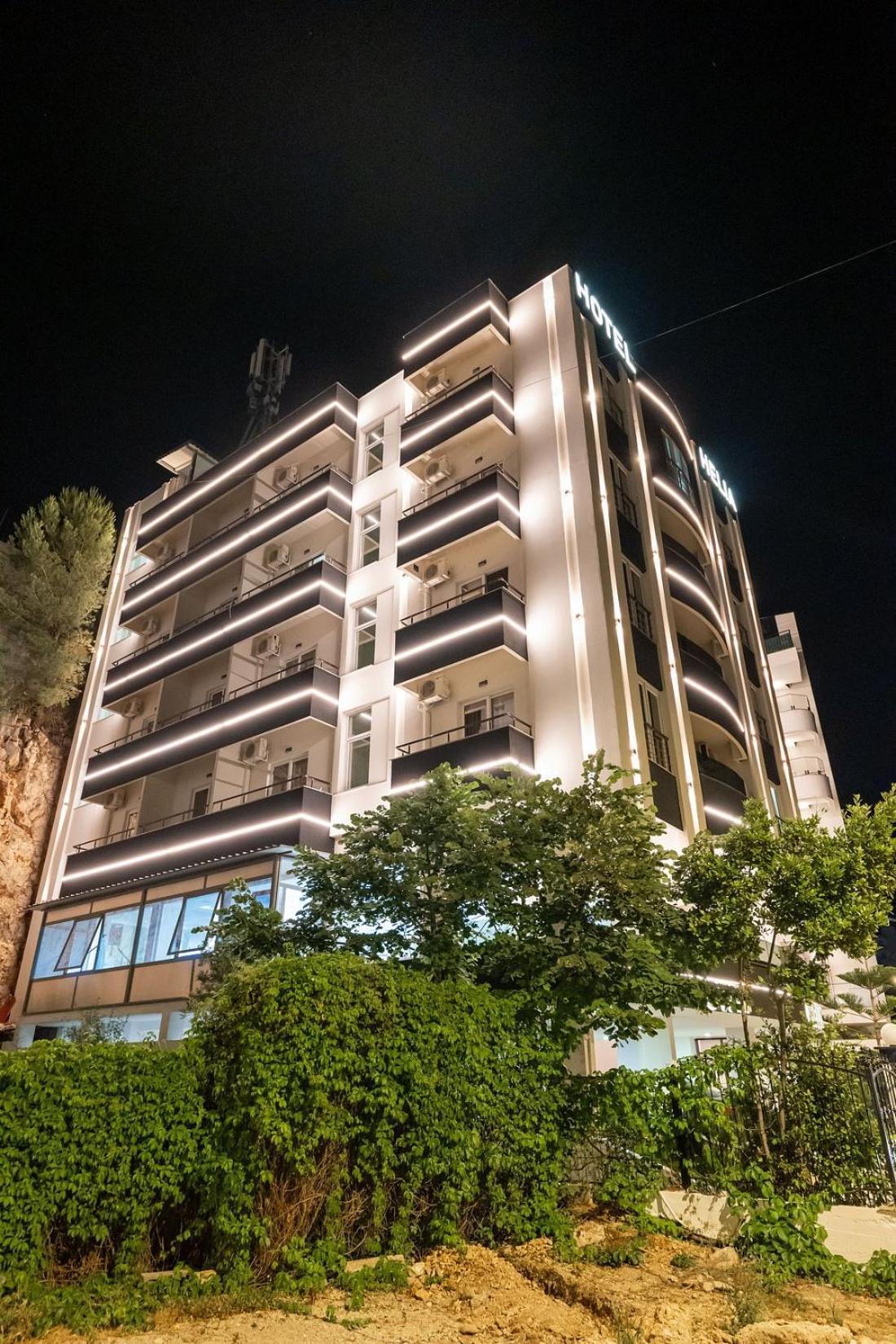 Helia Seaside Hotel Sarandë エクステリア 写真