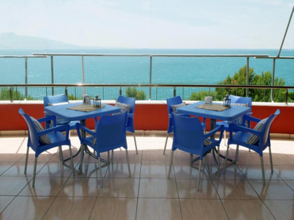Helia Seaside Hotel Sarandë エクステリア 写真