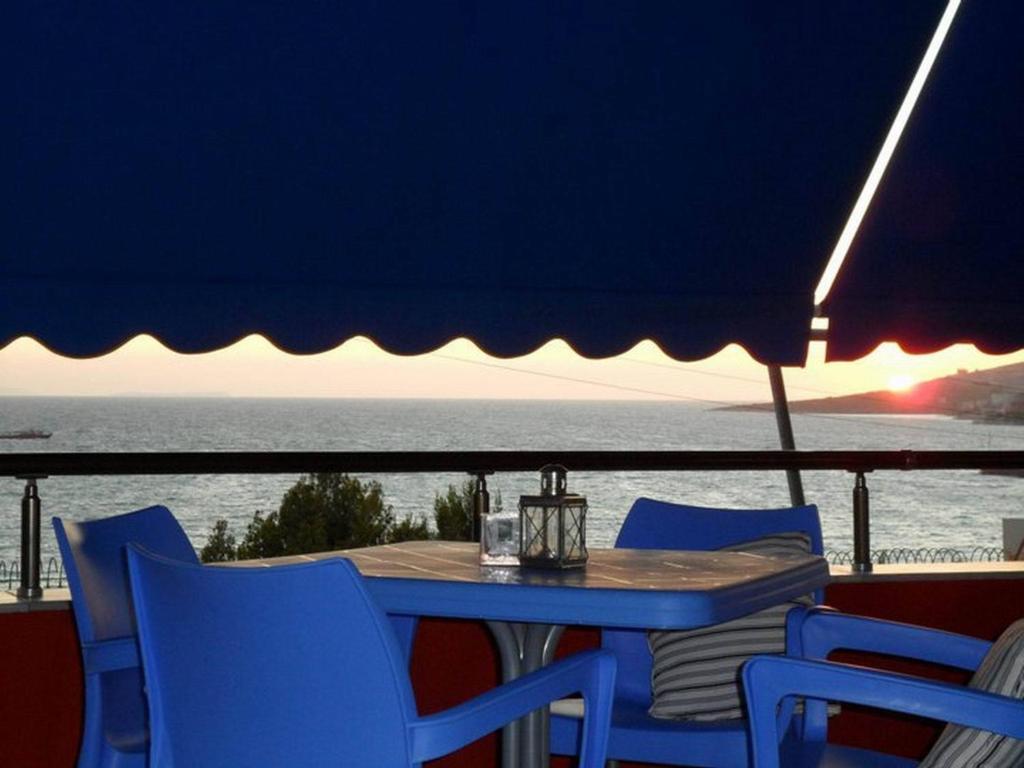 Helia Seaside Hotel Sarandë エクステリア 写真